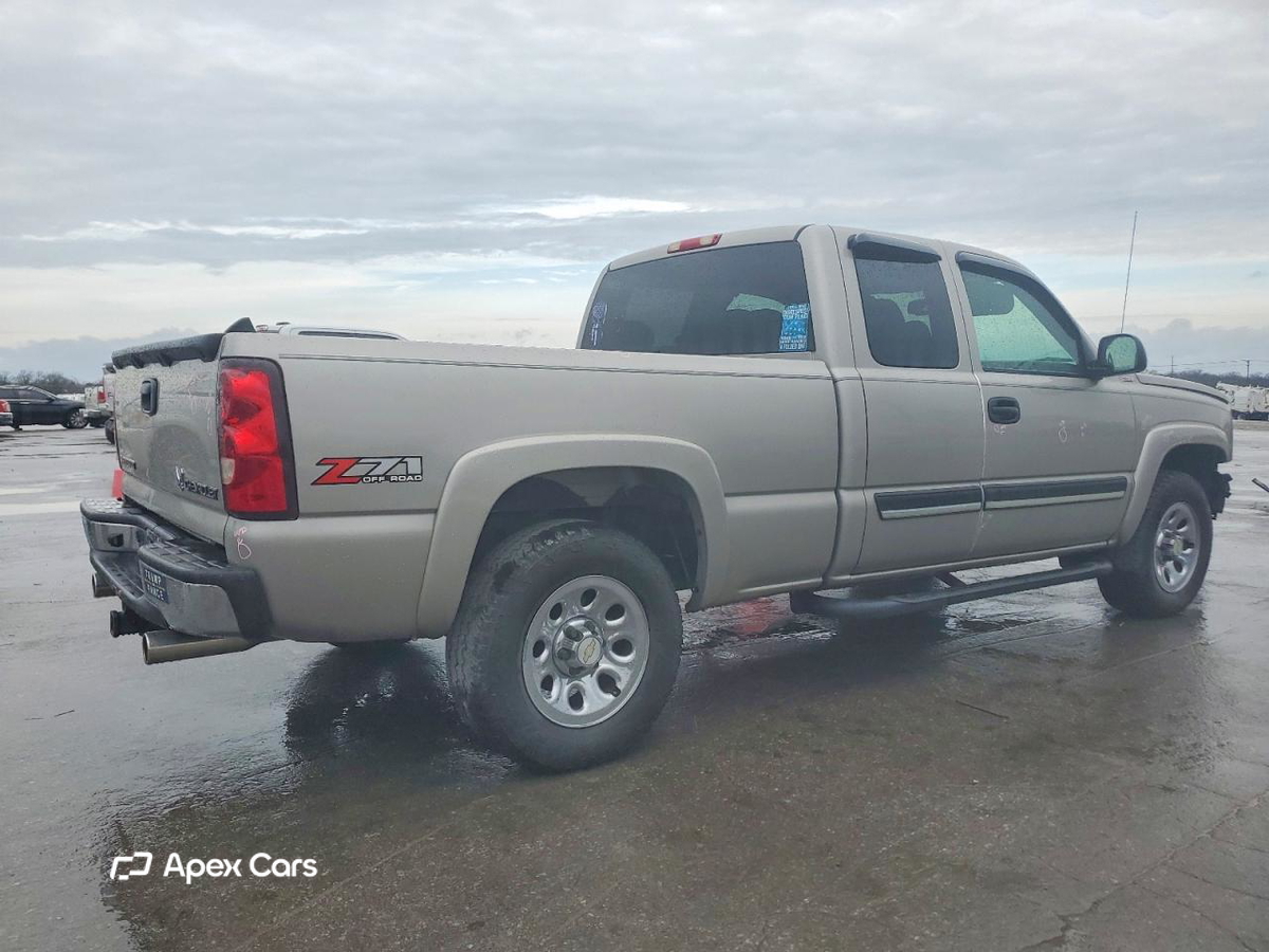 Chevrolet Silverado 2004