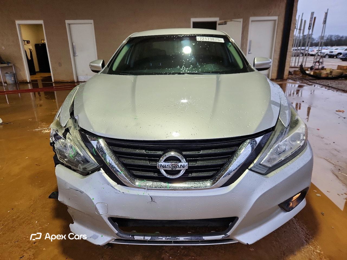 Nissan Altima 2017