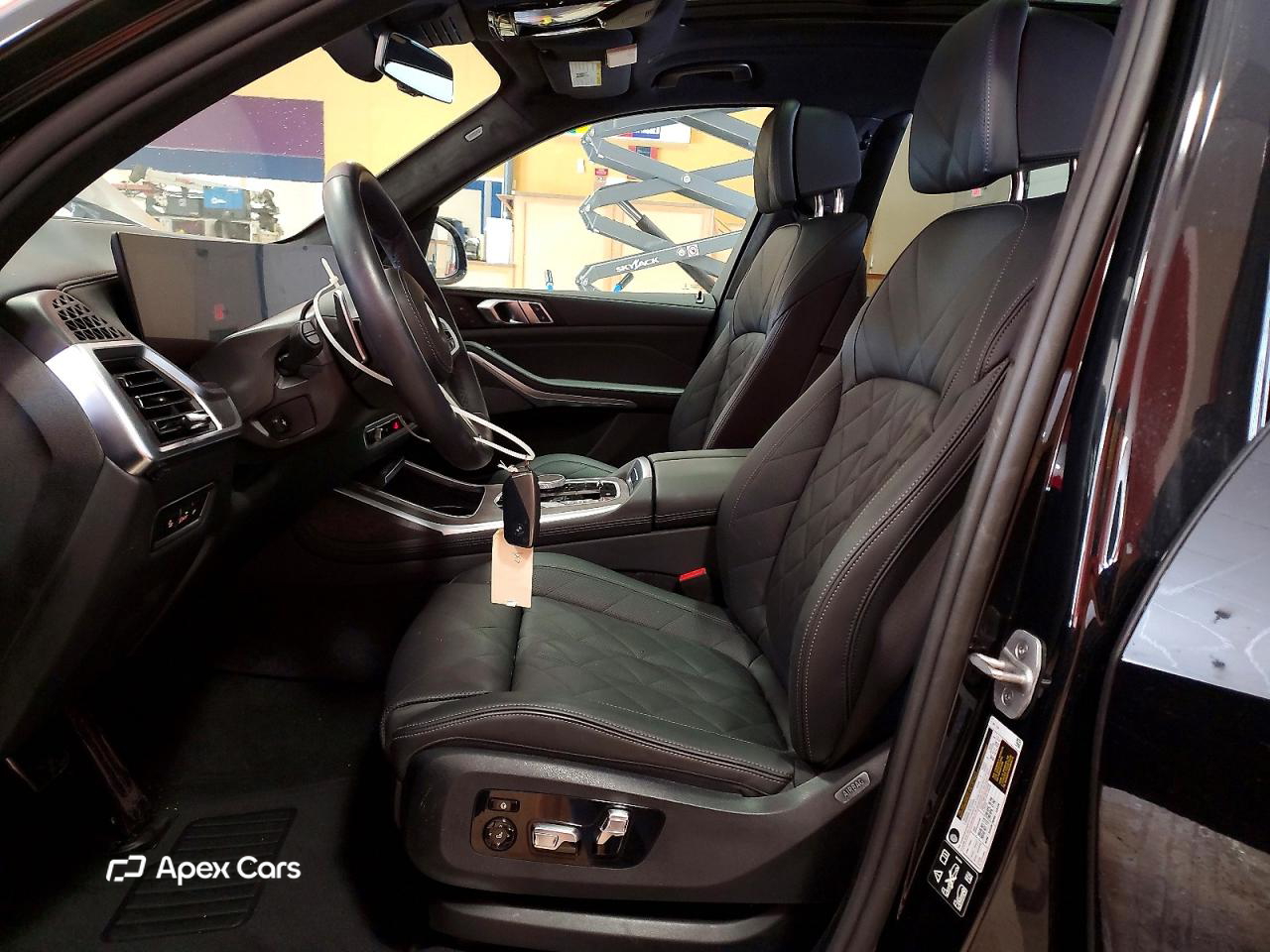 BMW X7 2025