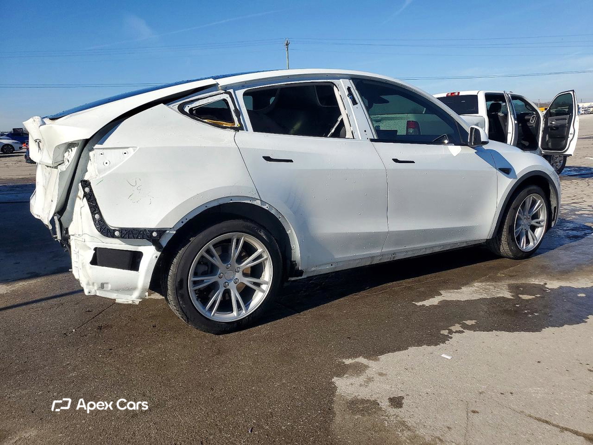 Tesla Model Y 2020