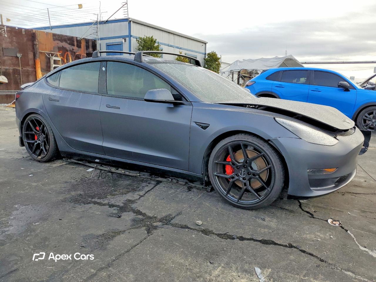 Tesla Model 3 2023