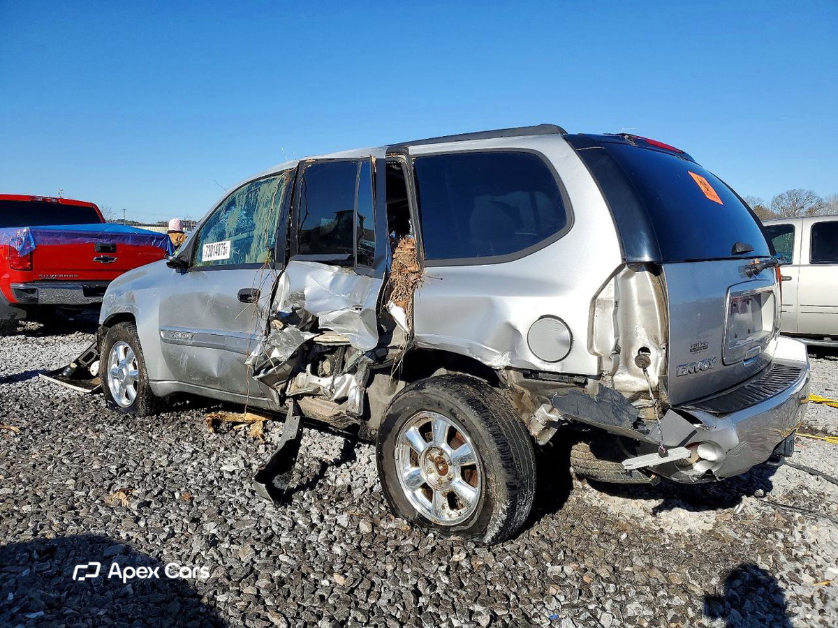GMC Envoy 2004