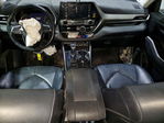 Toyota Highlander 2021