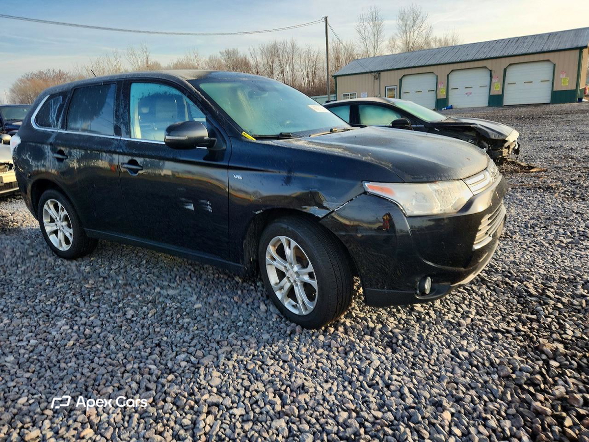 Mitsubishi Outlander 2014