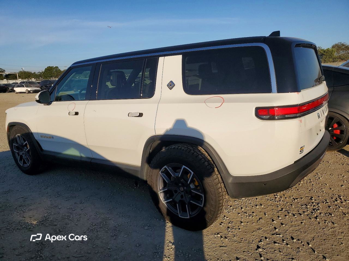 Rivian R1S 2023