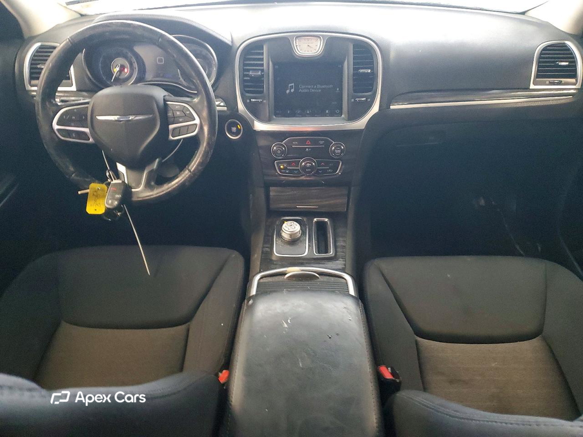 Chrysler 300 2019