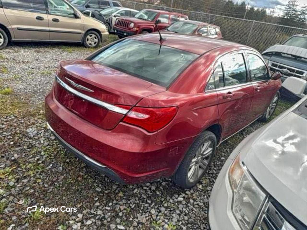 Chrysler 200 2013