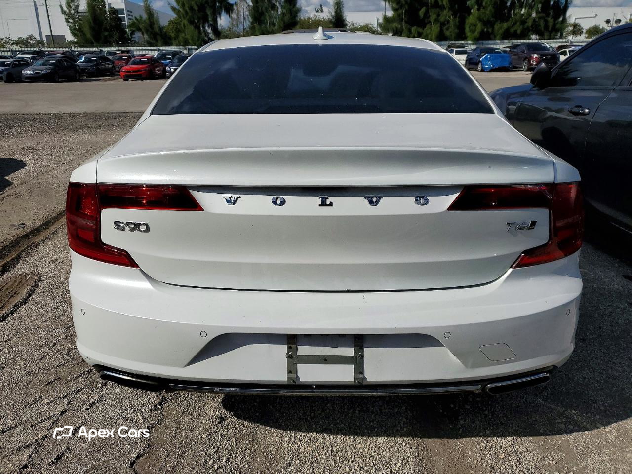 Volvo S90 2017