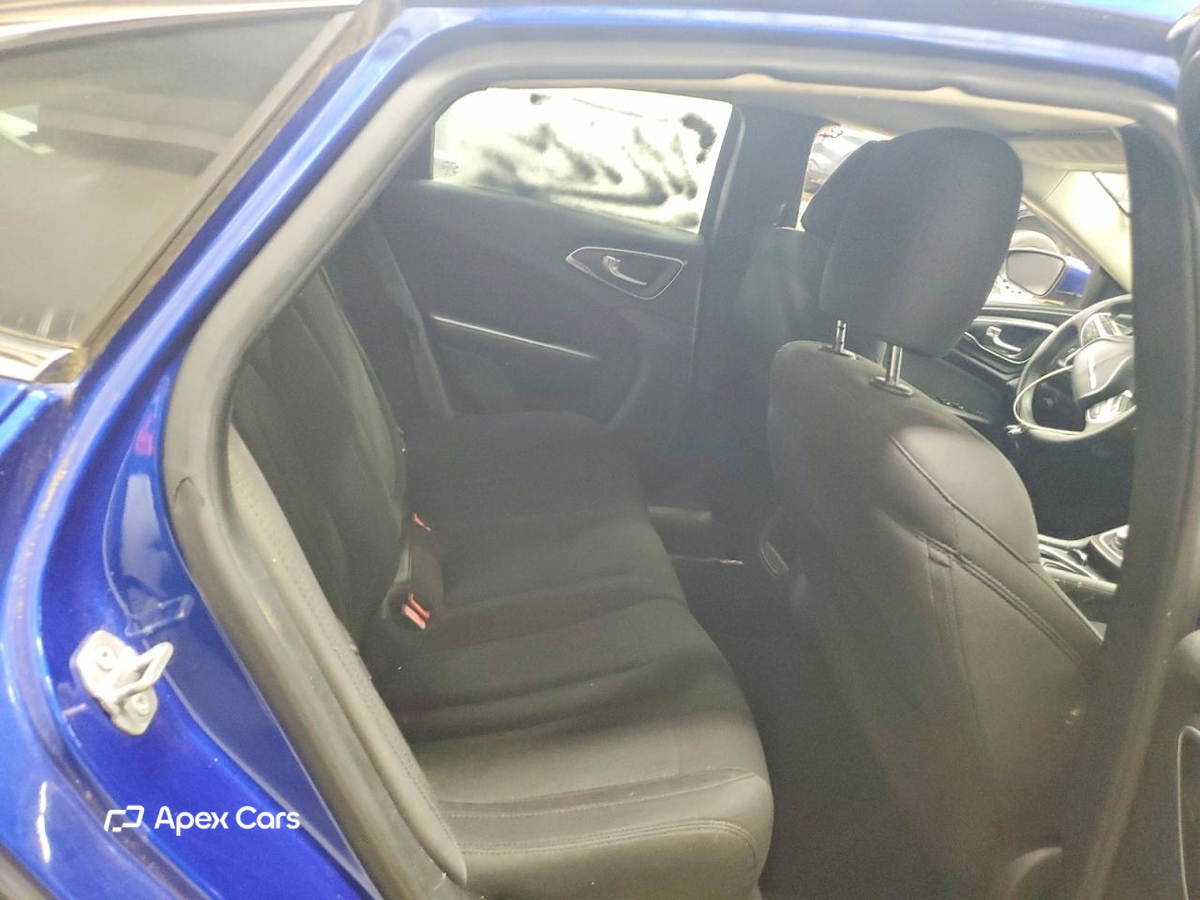 Chrysler 200 2015