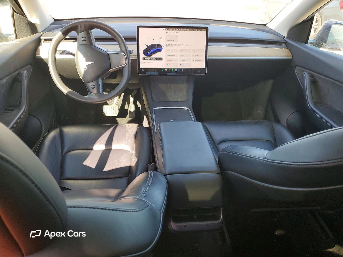 Tesla Model Y 2021
