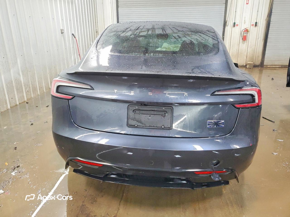 Tesla Model 3 2025