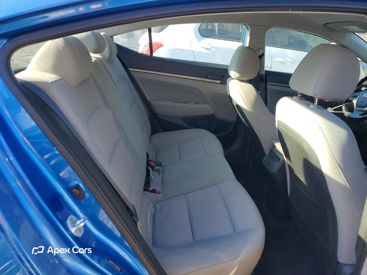 Hyundai Elantra 2017