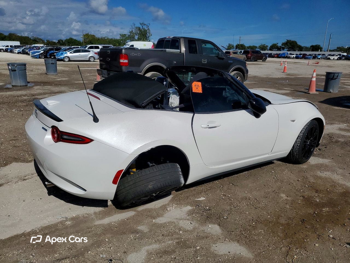 Mazda MX-5 2025