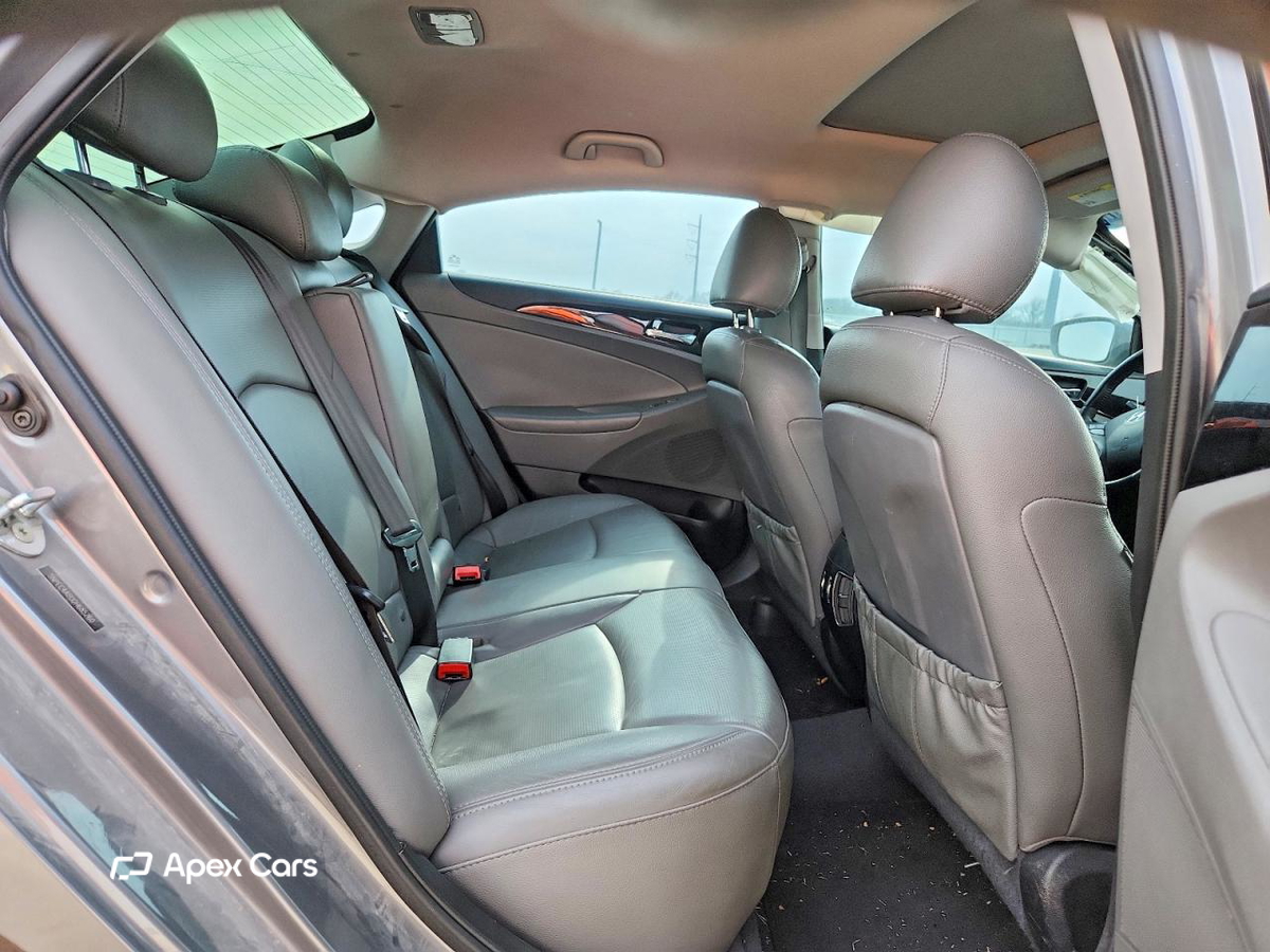 Hyundai Sonata 2013