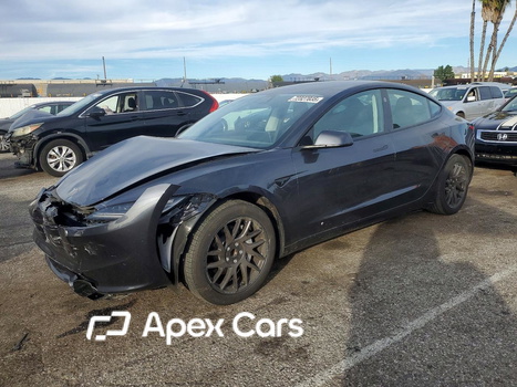Tesla Model 3 2024 - Image 1 of 13
