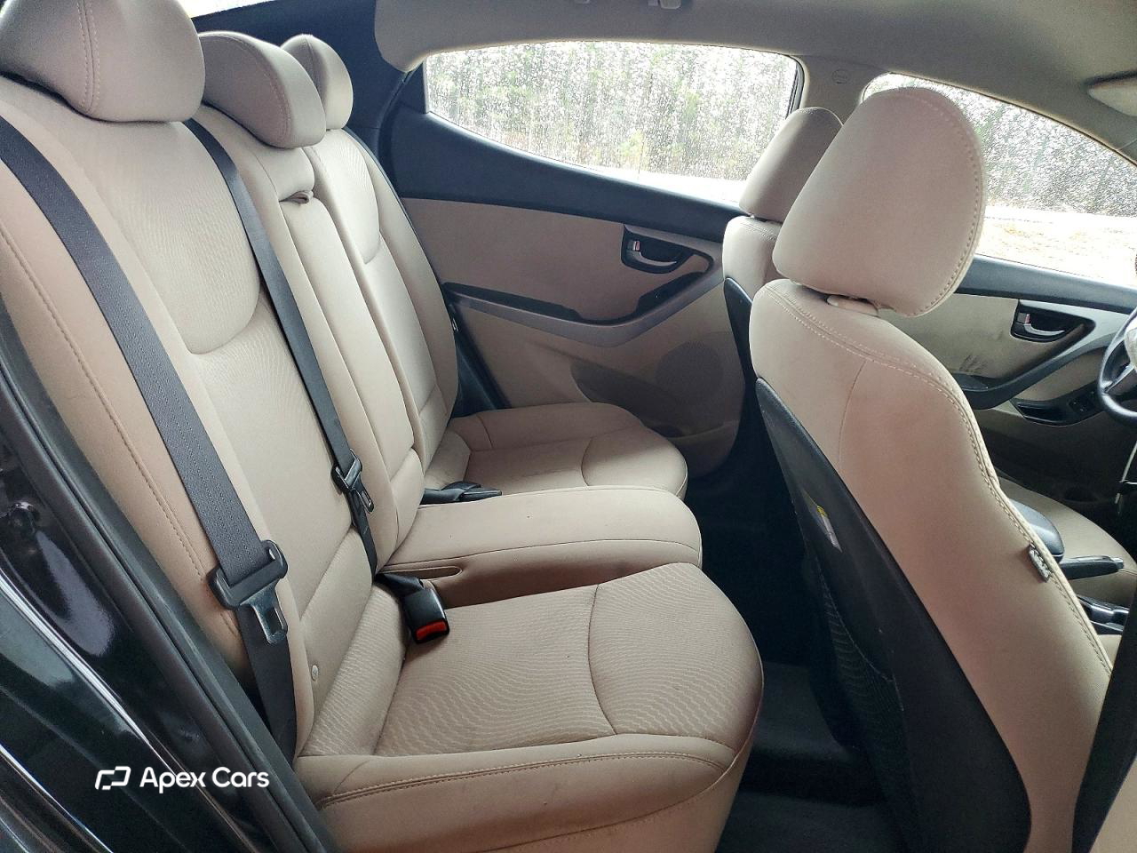 Hyundai Elantra 2016