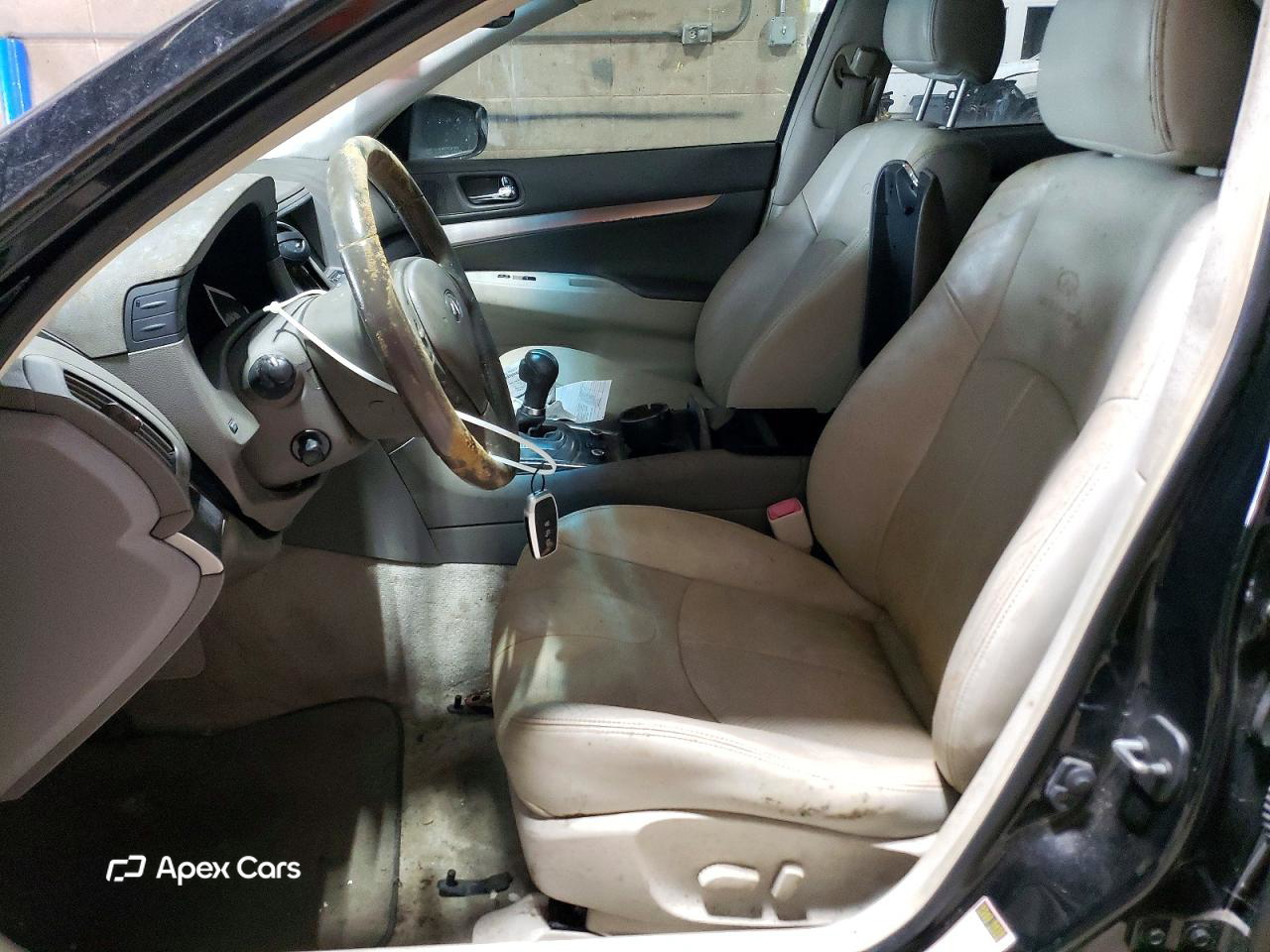 Infiniti G 2013