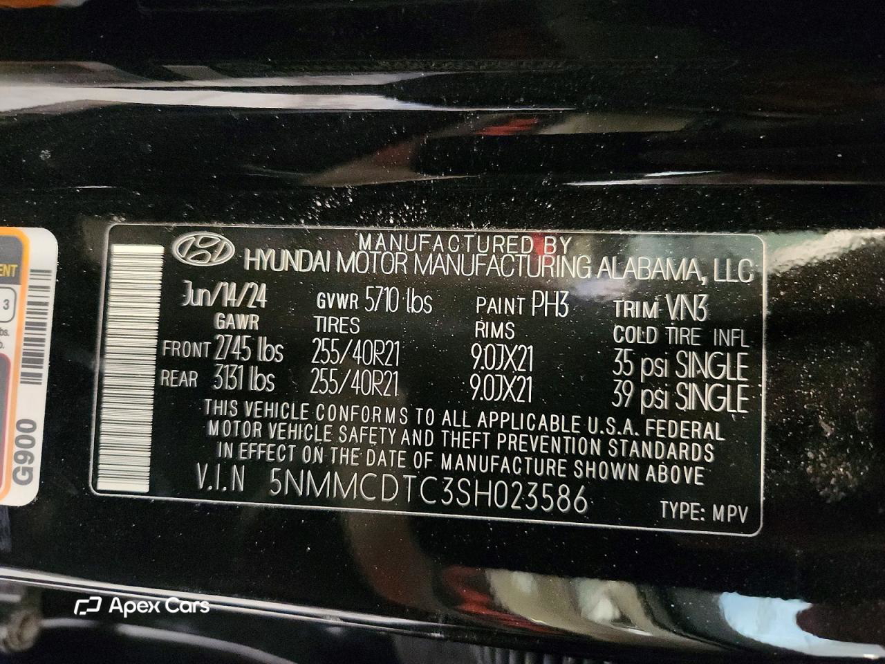 Genesis GV70 2025