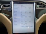 Tesla Model S 2015