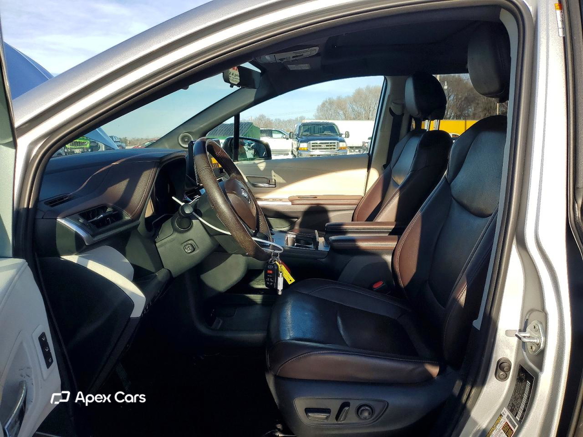 Toyota Sienna 2023