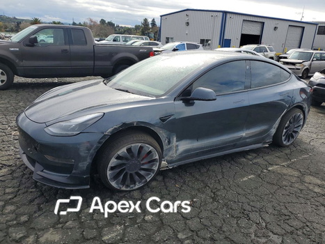 Tesla Model 3 2023 - Image 1 of 12