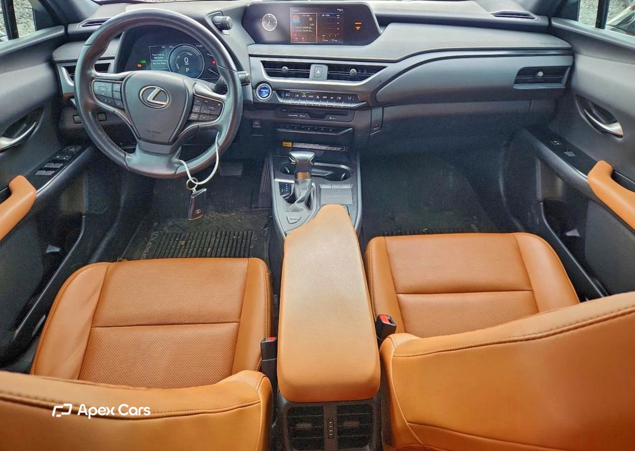 Lexus UX 2020