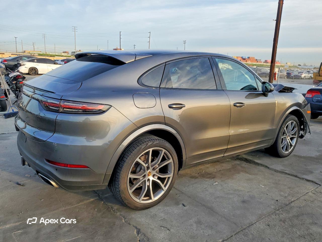 Porsche Cayenne 2021
