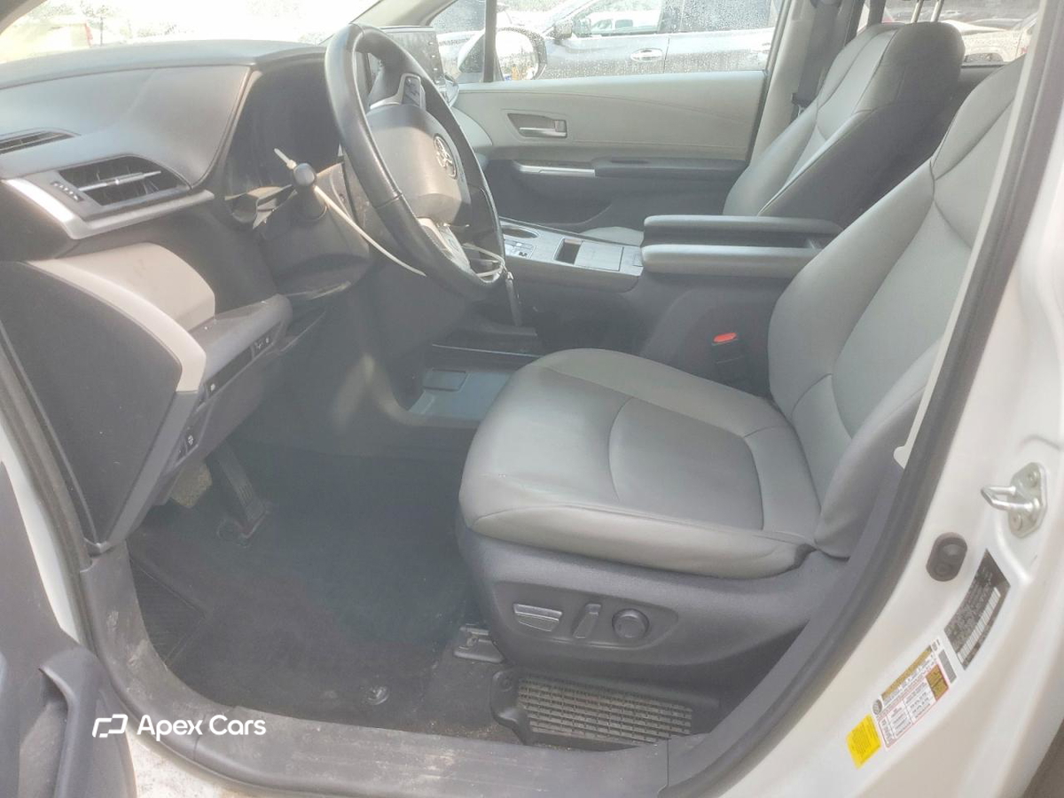 Toyota Sienna 2023