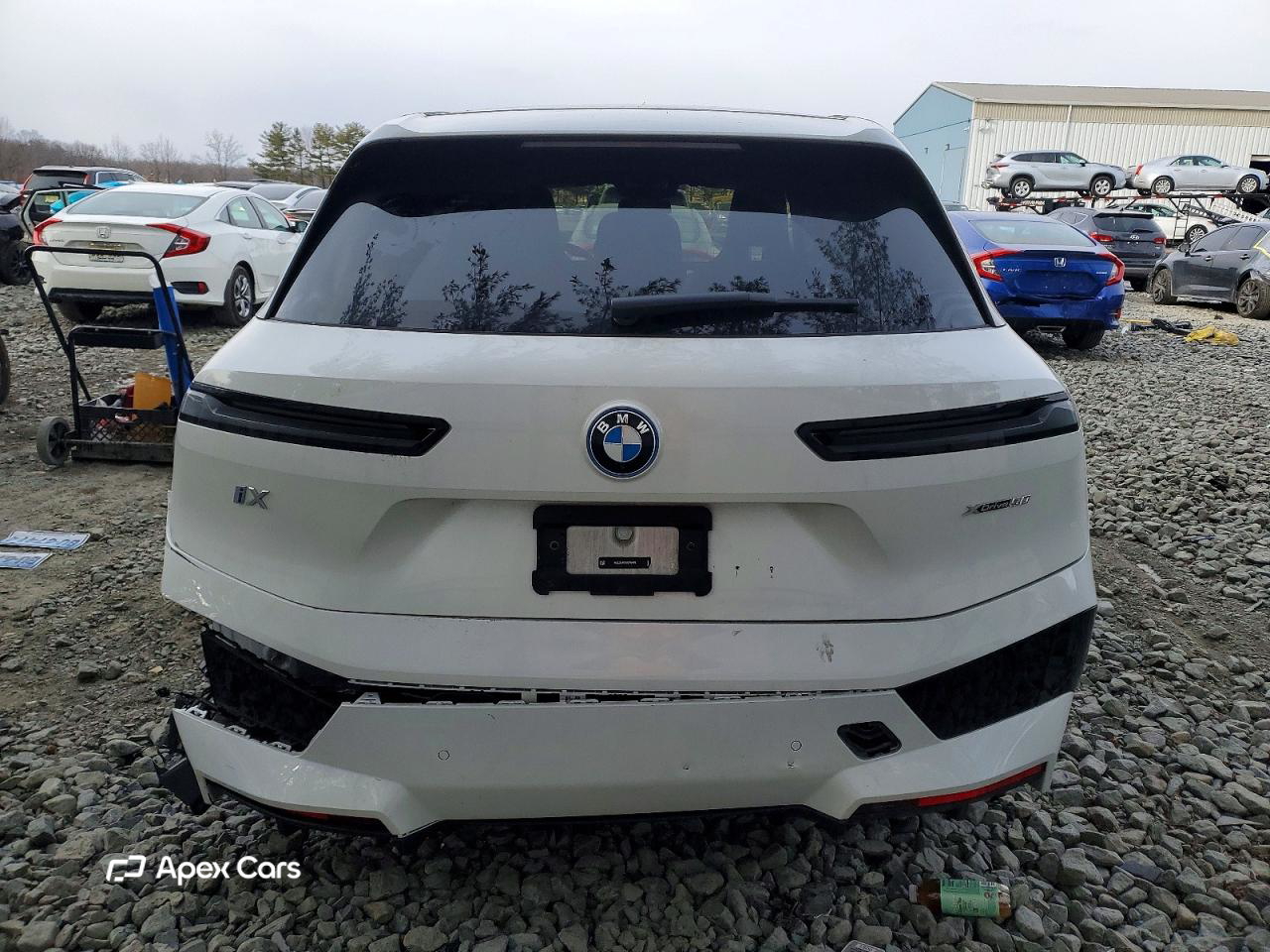 BMW iX 2025