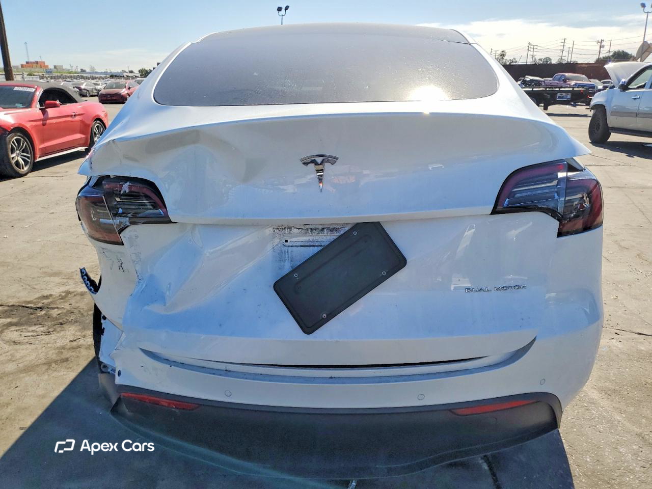 Tesla Model Y 2022