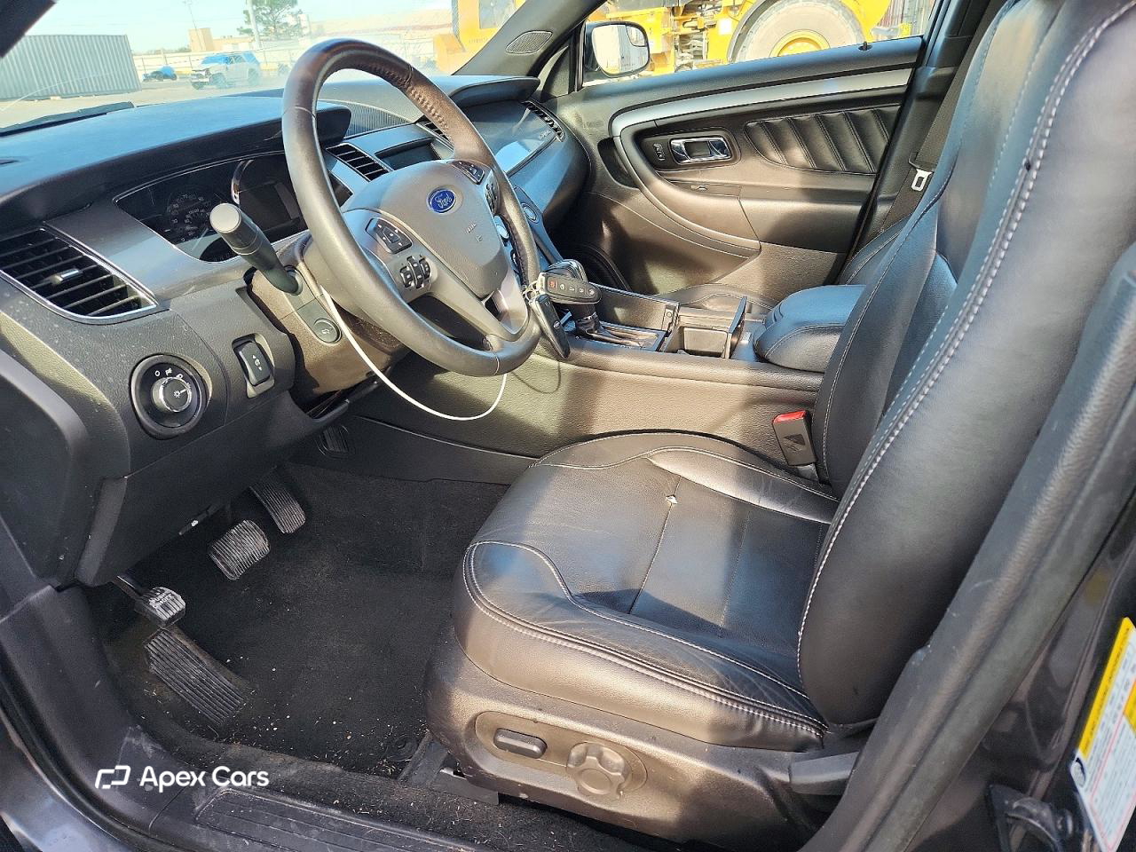 Ford Taurus 2015