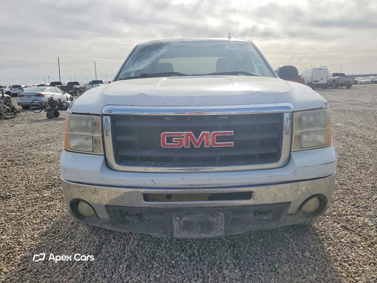 GMC Sierra 2010