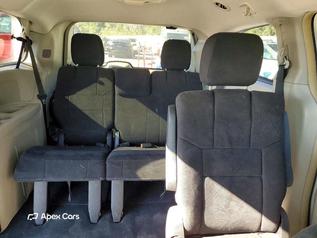Dodge Caravan 2011
