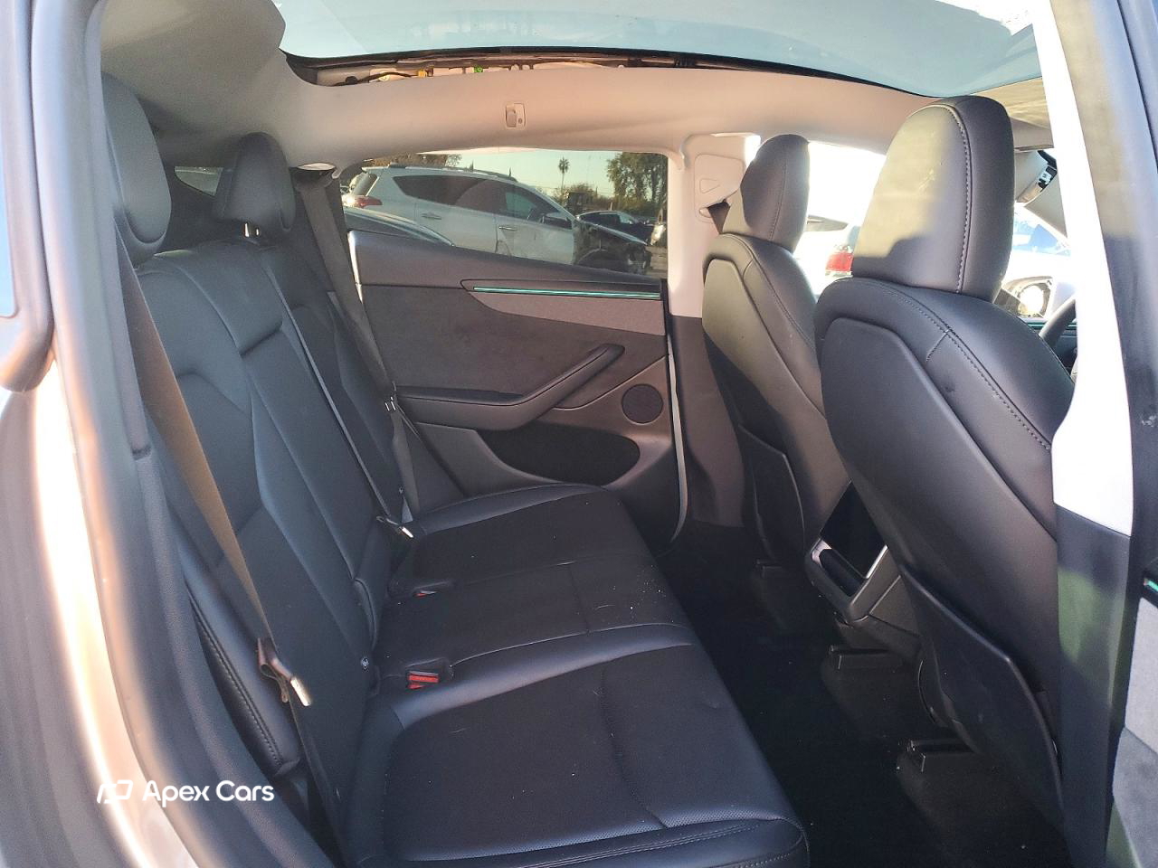 Tesla Model Y 2026