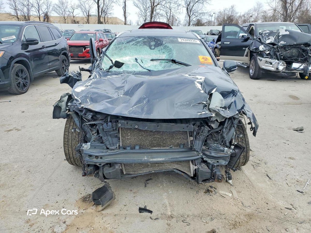 Volvo V60 2015