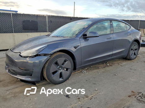 Tesla Model 3 2023 - Image 1 of 13