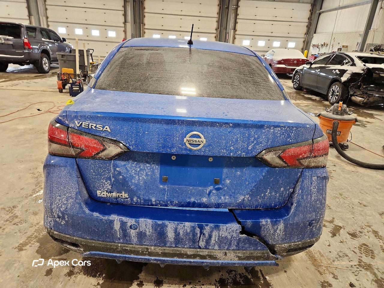 Nissan Versa 2021