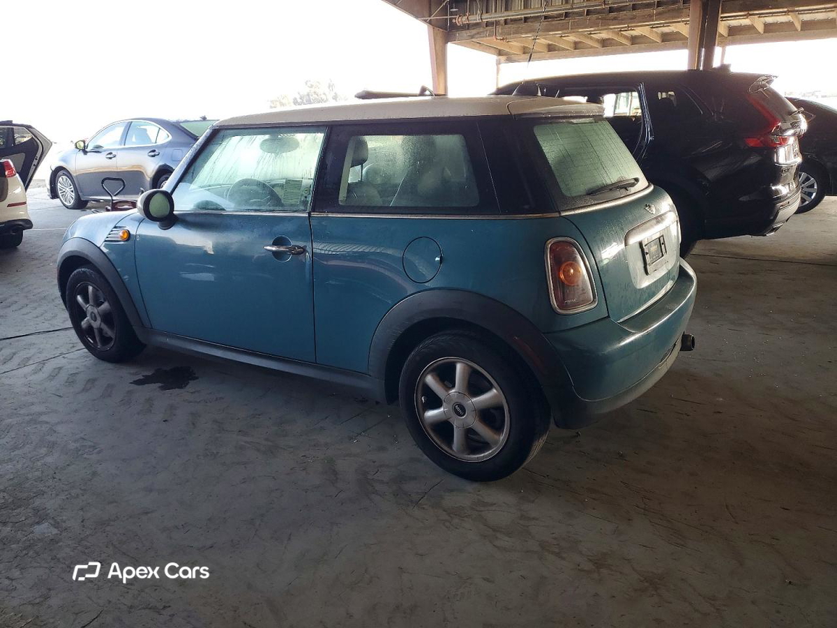 MINI Cooper 2010