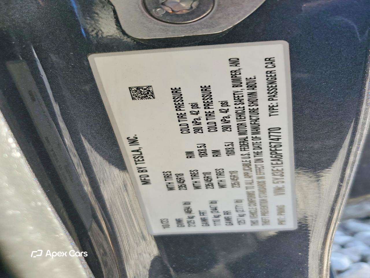 Tesla Model 3 2023