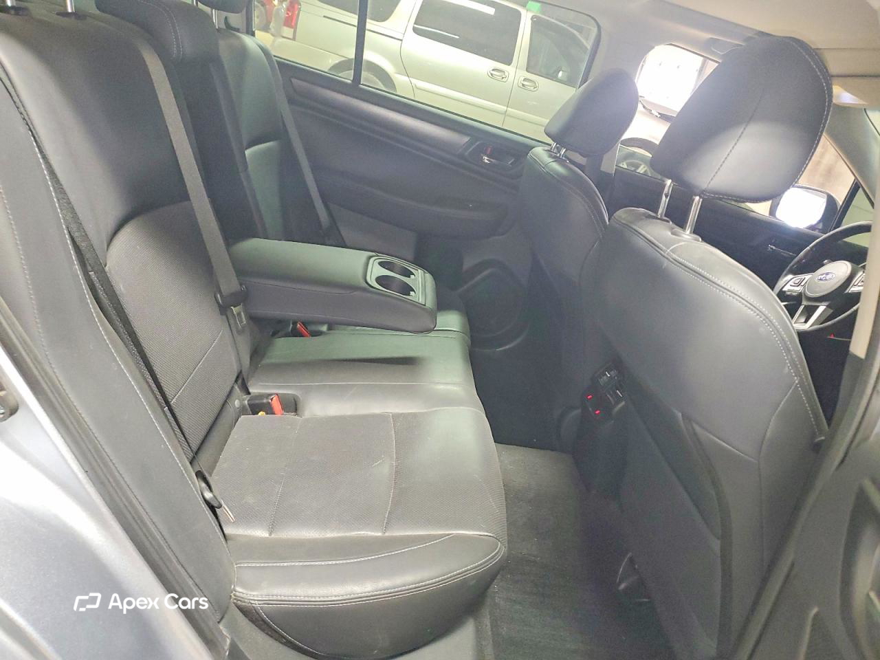 Subaru Legacy 2015