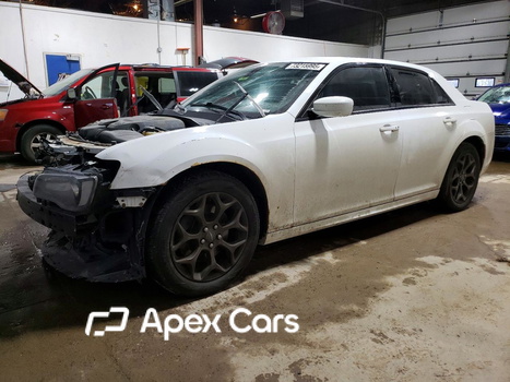 Chrysler 300 2016 - Image 1 of 14