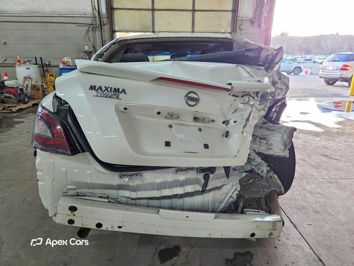 Nissan Maxima 2014