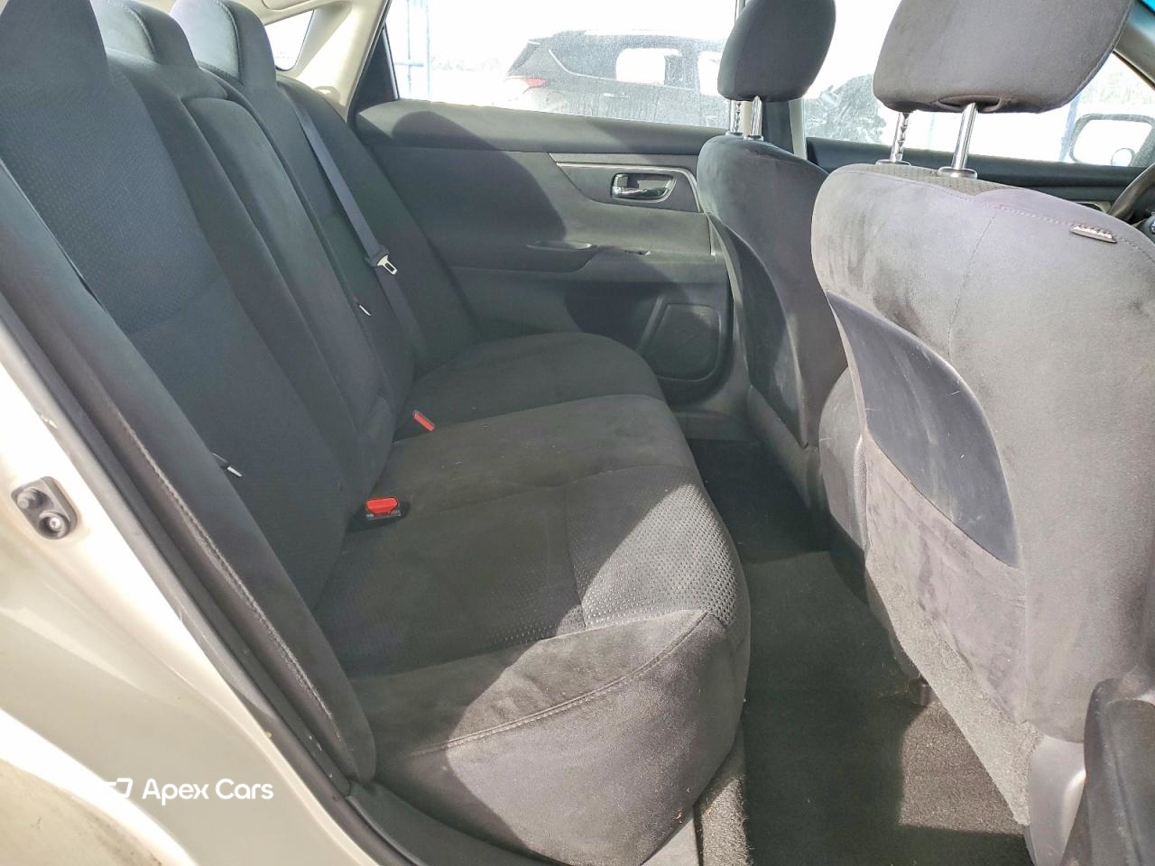 Nissan Altima 2015