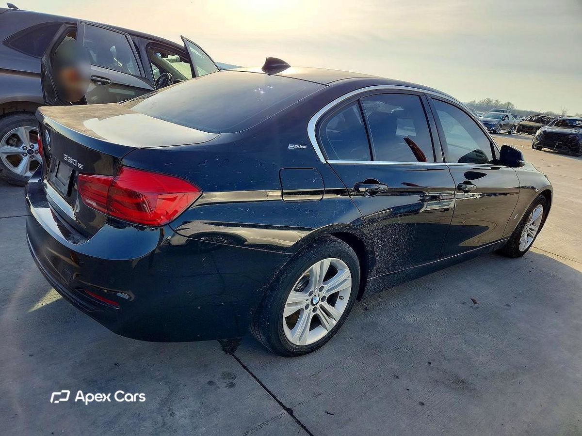 BMW Series 3 2017
