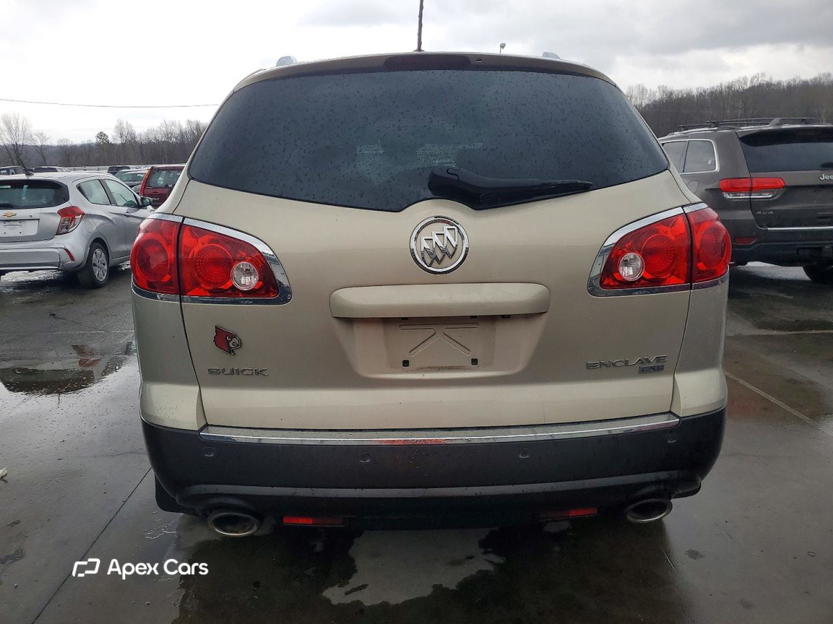 Buick Enclave 2011