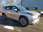 Toyota Highlander 2021