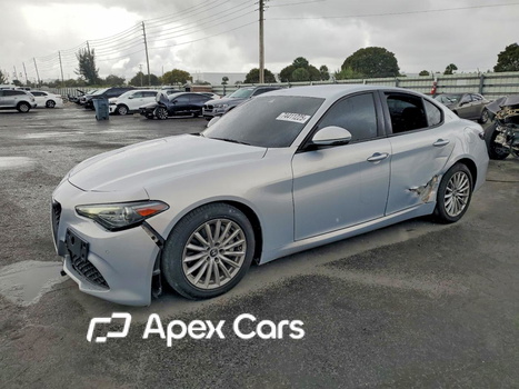 Alfa Romeo Giulia 2022 - Image 1 of 12