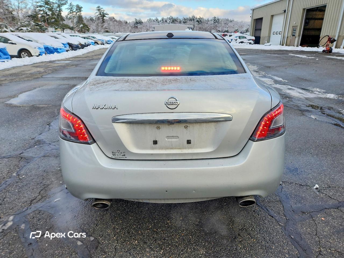 Nissan Maxima 2013