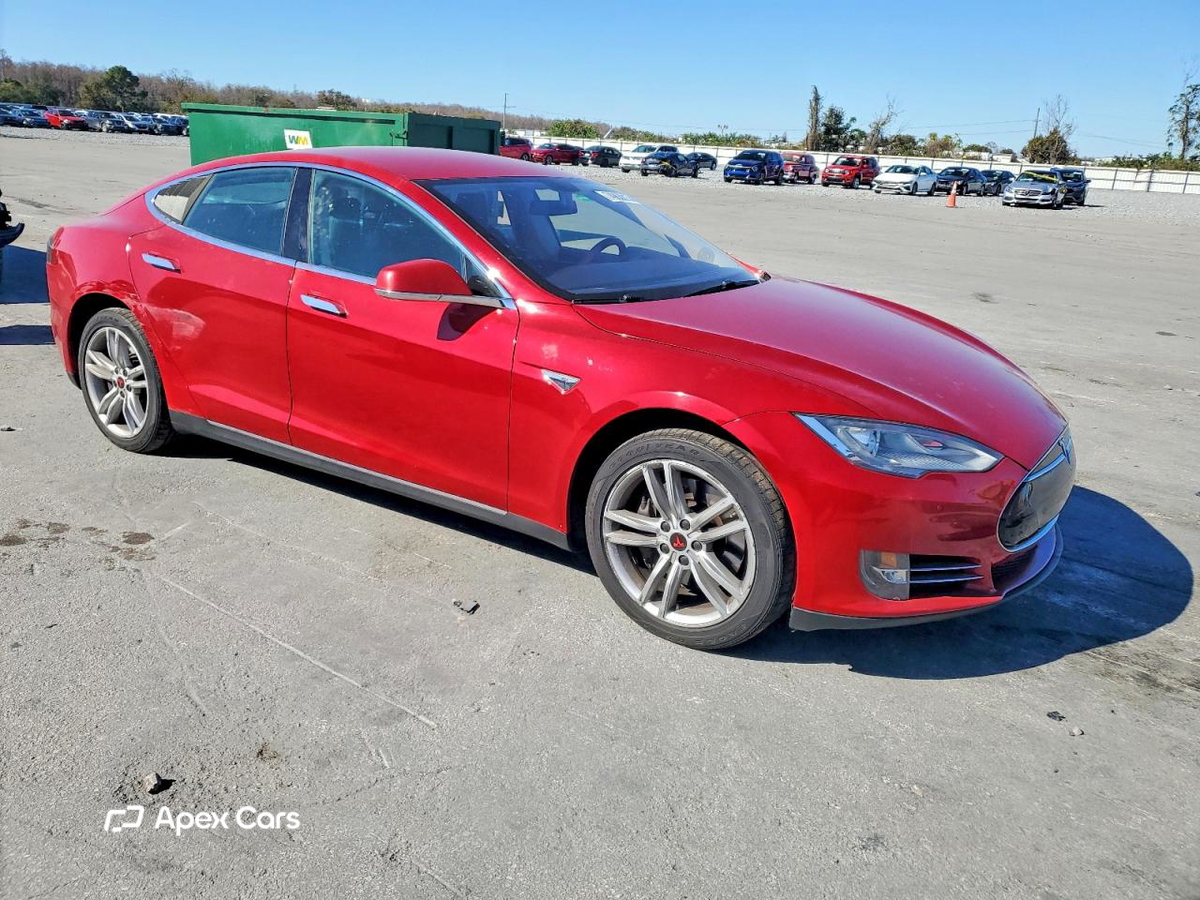 Tesla Model S 2013