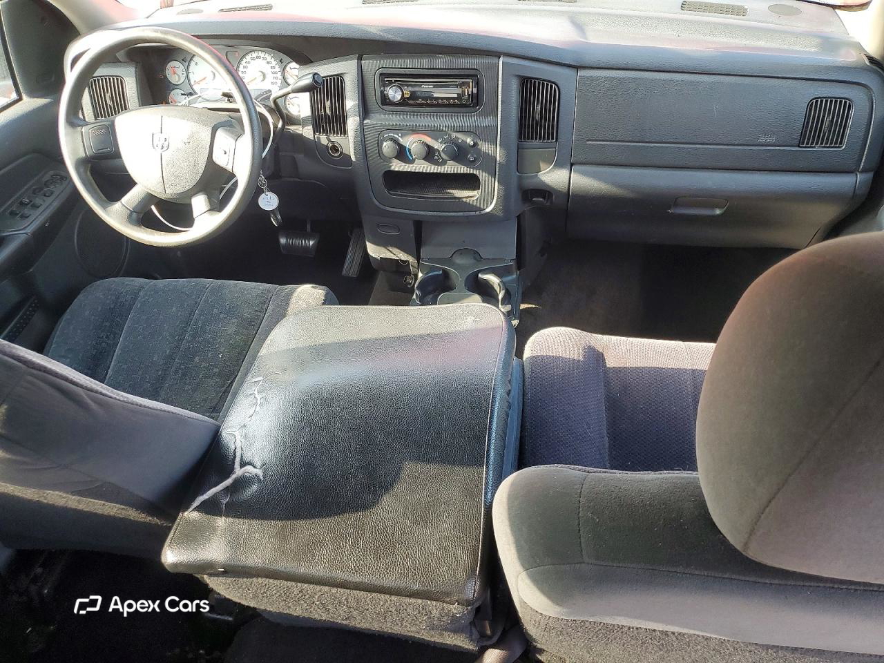 Dodge RAM 2004
